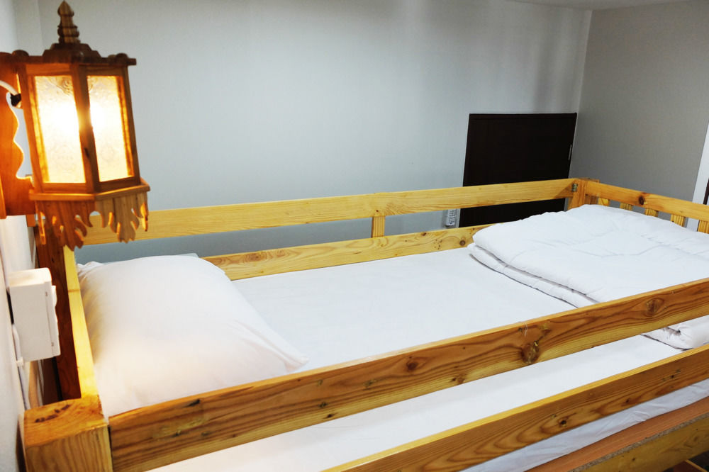The Sun Hostel Csiangmaj Kültér fotó