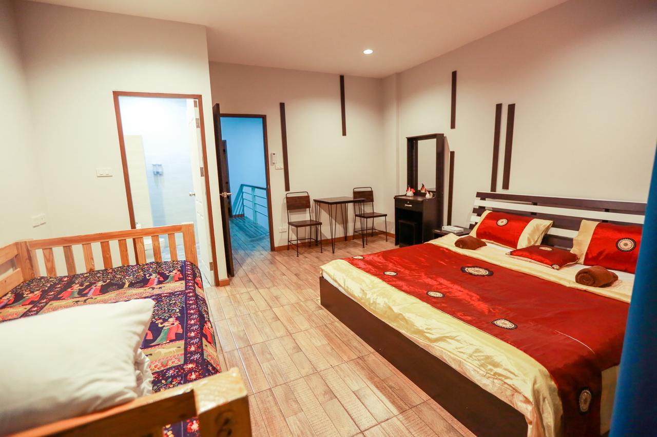 The Sun Hostel Csiangmaj Kültér fotó